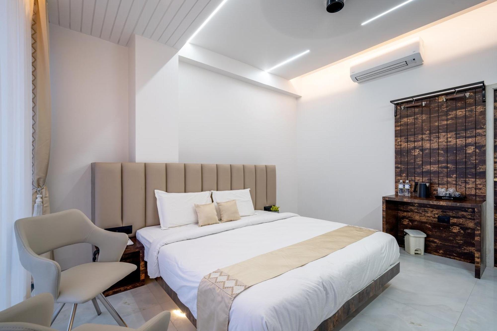 Hotel Darshan Executive Tuljapur エクステリア 写真