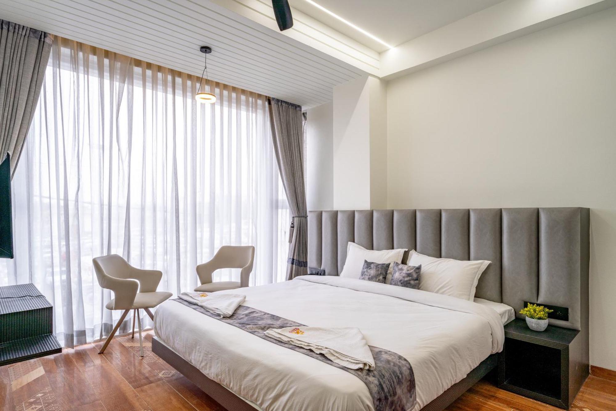 Hotel Darshan Executive Tuljapur エクステリア 写真