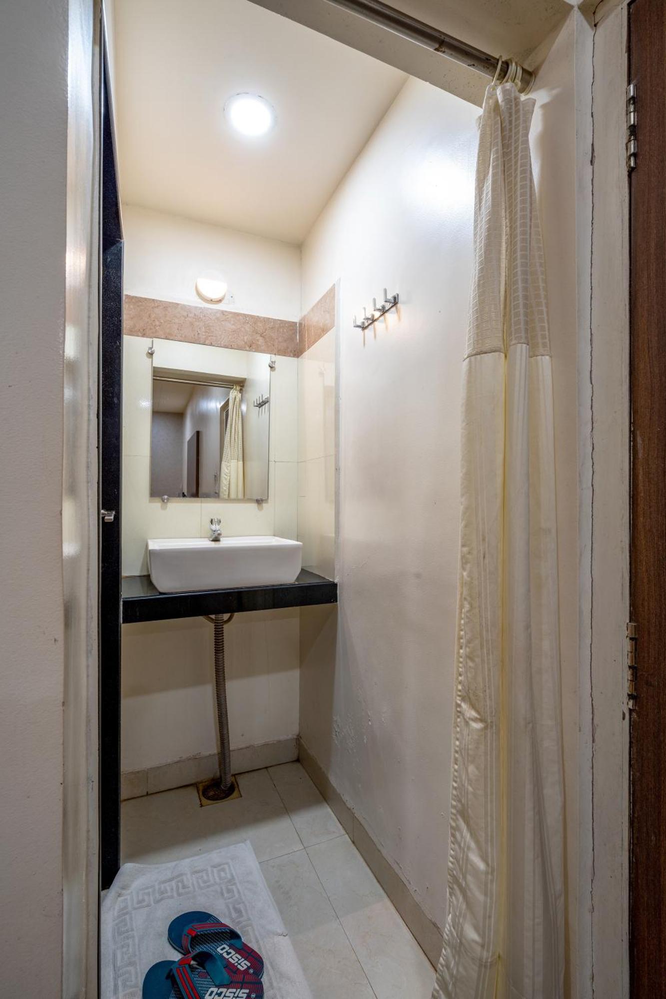 Hotel Darshan Executive Tuljapur エクステリア 写真